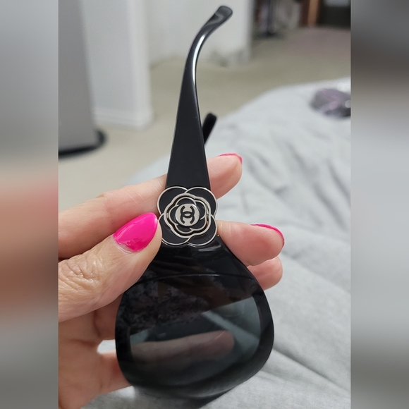 Chanel Sunglasses - Picture 2 of 12